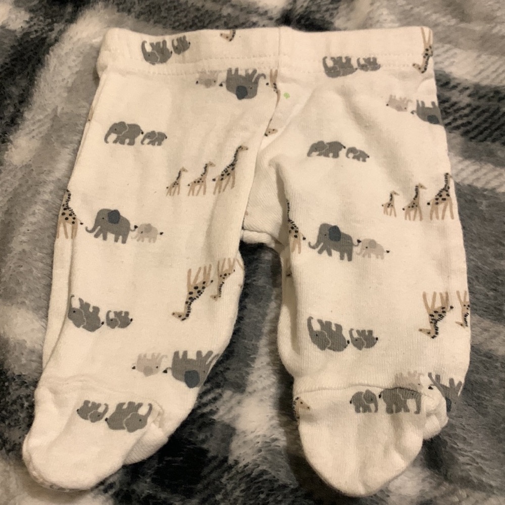 BABY CLOTHES! - Picture 2 of 2
